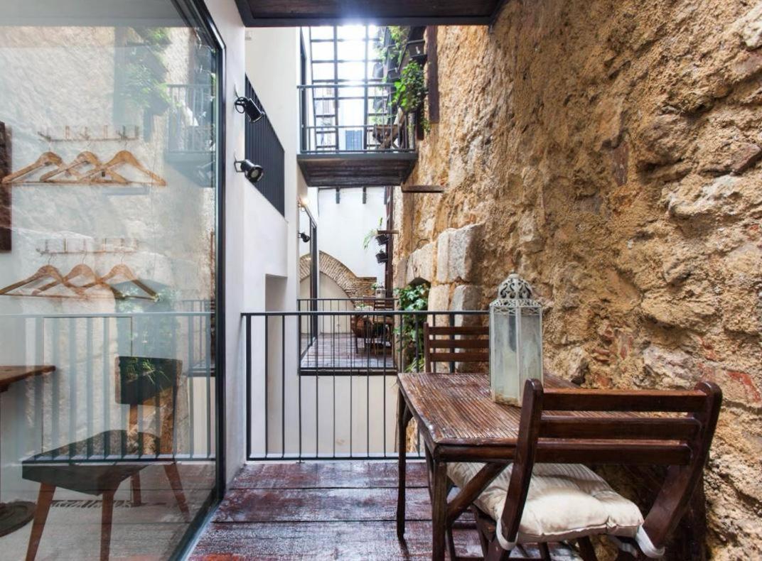 Old Stables Chiado - 2 Bedroom In The Heart Of Lisboa Eksteriør billede